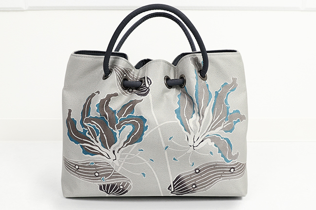 あづまやオリジナル 栗山工房 紅型染め 正絹帯地 バッグ グロリオサ グレー