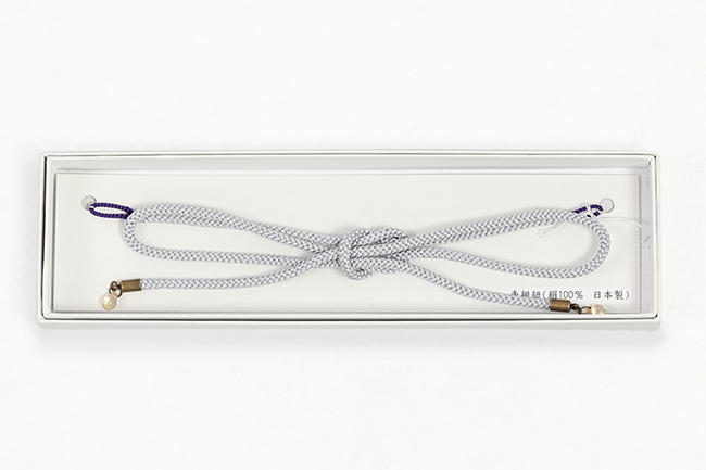 女性用羽織紐 正絹 手組紐 れん 灰色