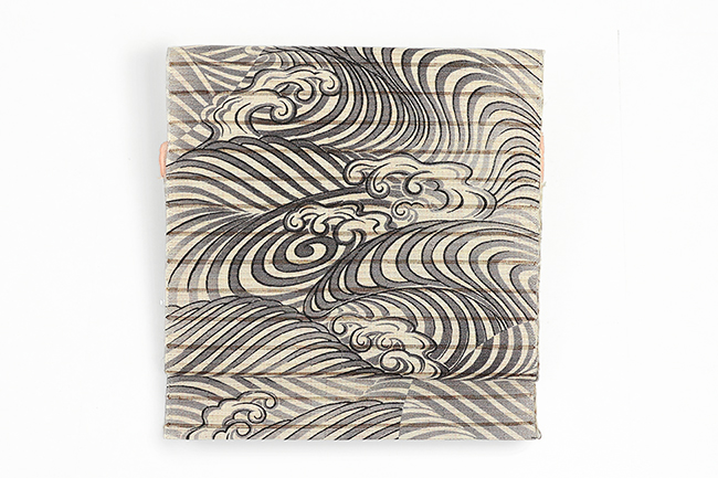 小室庵 正絹 九寸名古屋帯 波 生成り