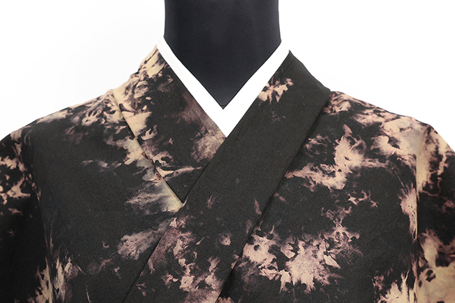 あづまやオリジナル 山勝染工 綿麻着物 三河綿麻 ネビュラス 黒×黄土色