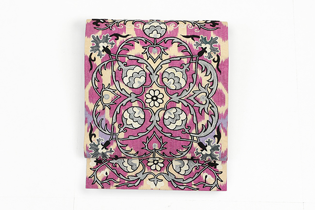 ウズベキスタン 九寸名古屋帯 正絹 お仕立て上がり品 スザニ刺繍 絣 イカット NSO-38 赤紫