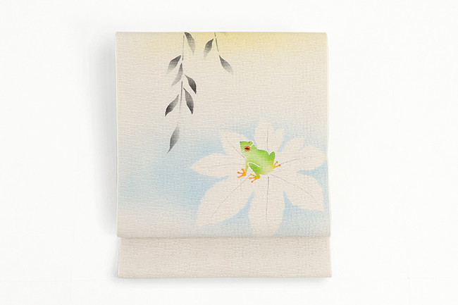 【4/24ライブショッピング紹介商品】召しませ花 本麻 八寸名古屋帯 夏帯 雨蛙 生成り