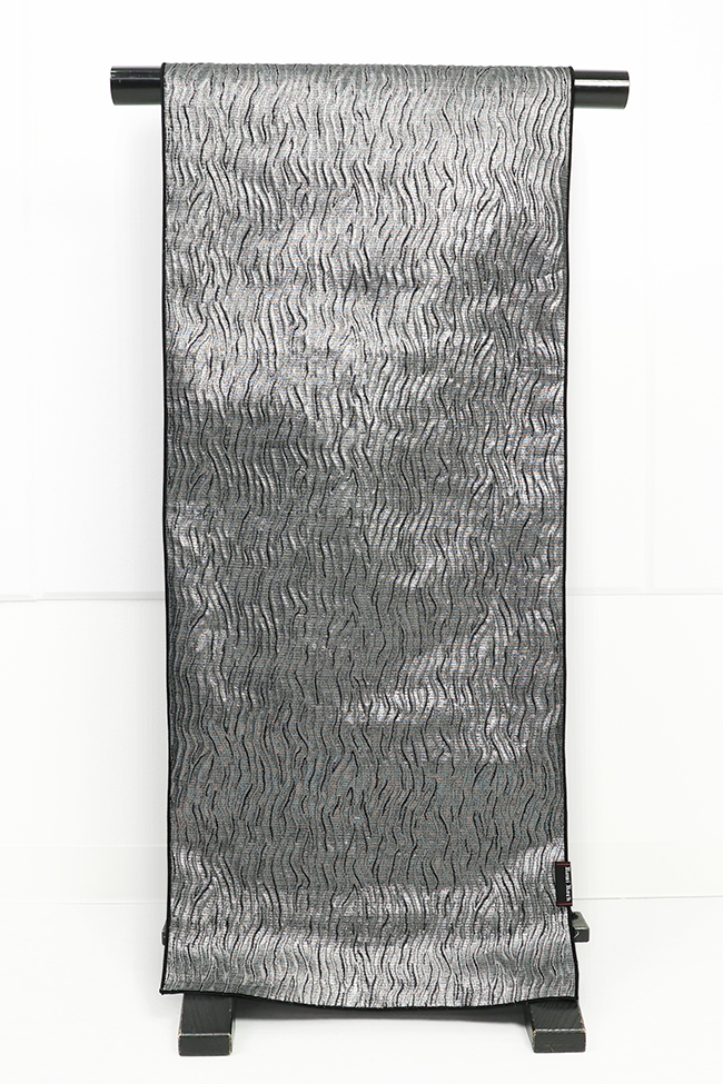 Rumi Rock (ルミロック) ひとえ八寸帯（兵児帯） シワ兵児 シルバー×ブラック