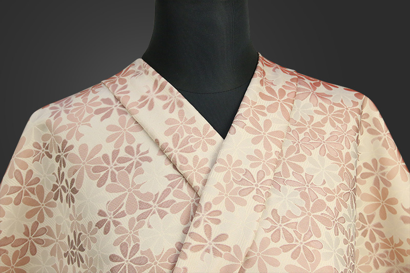 【受注生産品】ワタマサ 洗える正絹お召し着尺 千八三重織  ベージュ経 彩重菊 no.16赤
