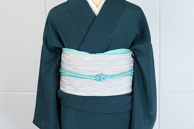 ワタマサ ひとえ八寸帯（兵児帯）よろけ立涌 白×プラチナ