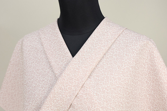 【受注生産品】ワタマサタマサ 洗える正絹お召し着尺 ala elle（アラ・エル）  牡丹唐草 薄桃