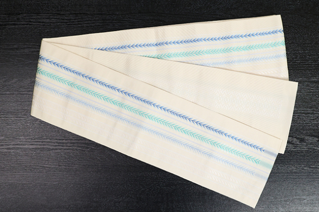 博多織 西村織物 正絹 半幅帯 結 ボカシ藤 白