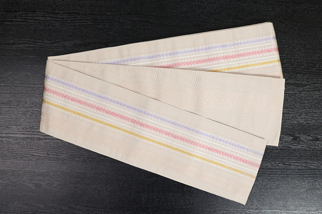 博多織 西村織物 正絹 半幅帯 結 ボカシ藤 ベージュ