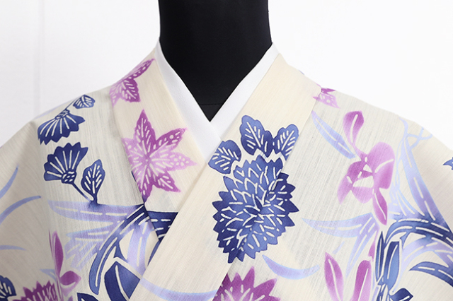 源氏物語 浴衣(ゆかた) 綿麻 注染 花 生成り×紫 ◆女性にオススメ◆