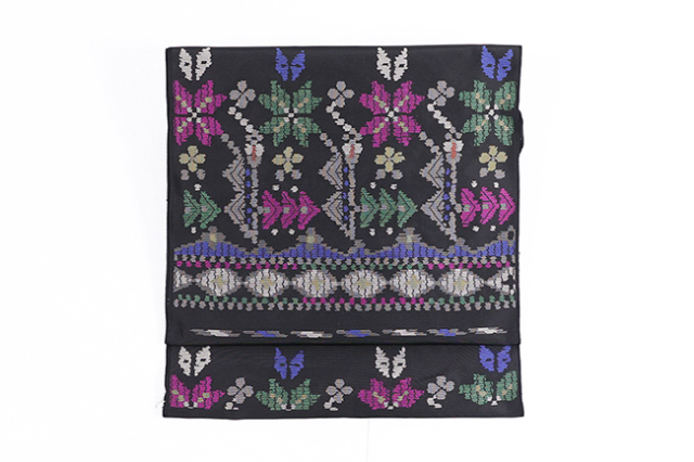 西陣 帯屋捨松 正絹 九寸名古屋帯 チロリアン柄 黒×紫×青