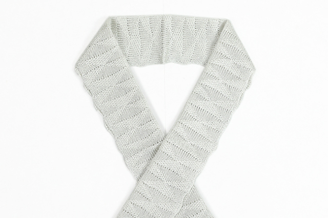 【受注商品】あづまやオリジナル シルクニット半衿 鱗 無地 シルバー×エクリュ