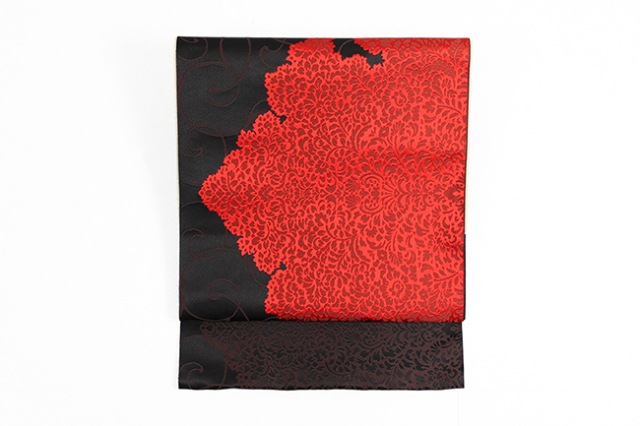 博多織 紋織八寸名古屋帯【胡王唐草文様◇透刻唐花文】シルバー  