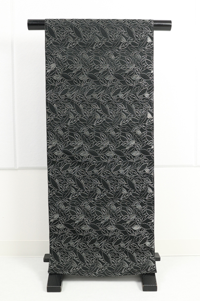 丹後 ワタマサ ひとえ八寸帯（兵児帯） 木の葉詰 黒×プラチナ