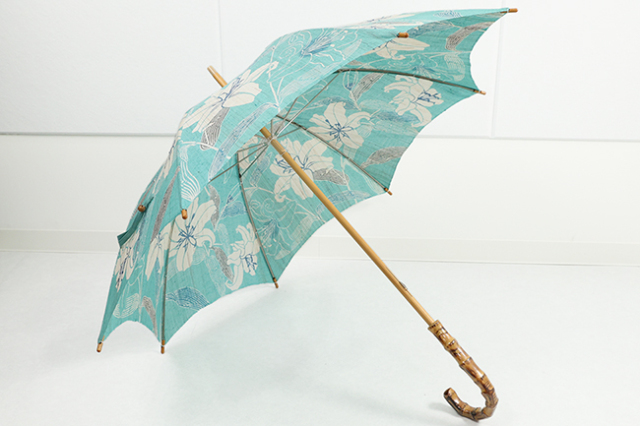 受注商品】 京都 栗山工房 本麻 日傘 和染紅型 カサブランカ