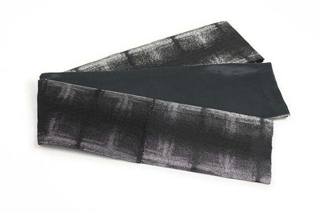 誉田屋源兵衛 ポリエステル 半幅帯 微乃火 黒銀