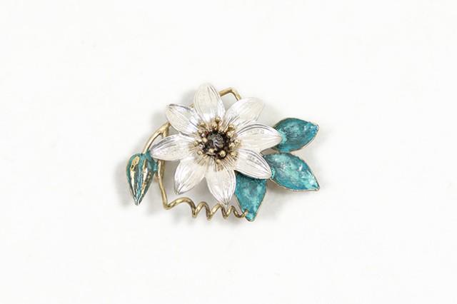 騎西屋 帯留め 彫金 鉄線