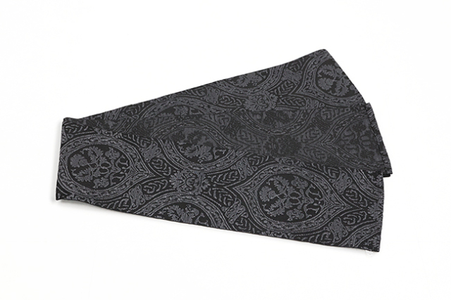 博多織 半幅帯 ダマスク柄 黒×濃灰色