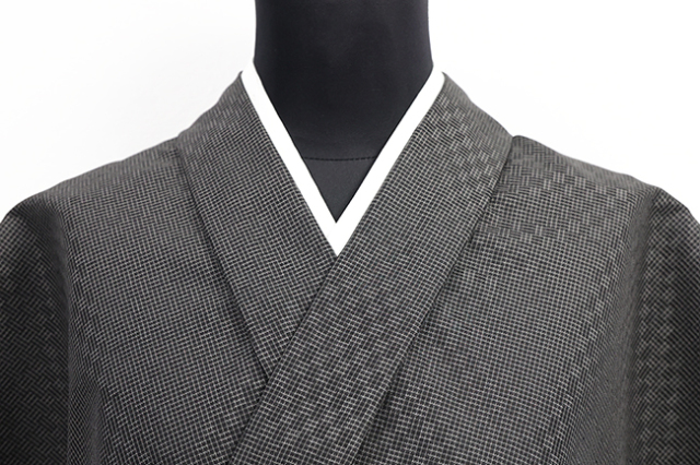 【1/9ライブショッピング紹介商品】正絹 お召 越後綾織 紬 市松格子 黒