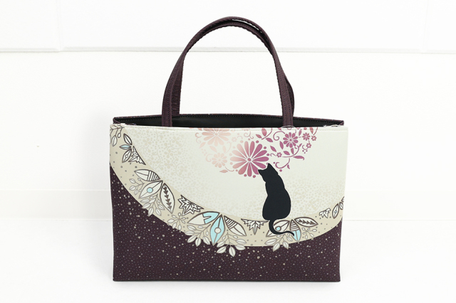召しませ花 バッグ 猫と花 ベージュ×濃紫