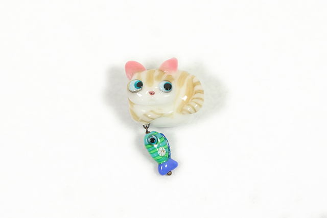 帯留め  猫   茶