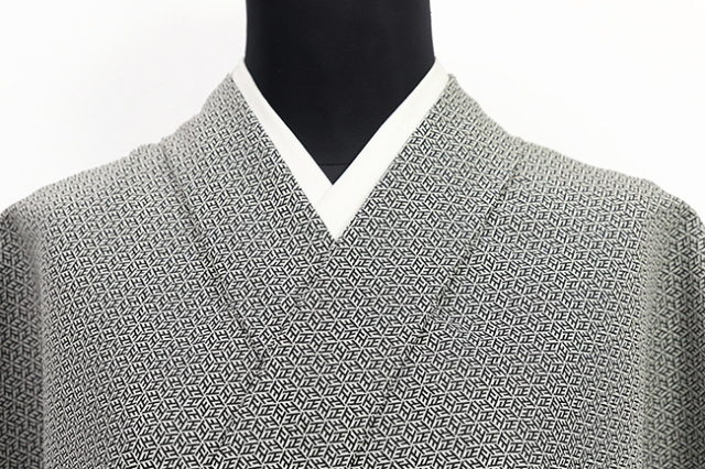 ワタマサ 洗える正絹 【お召し】アラ・エル 正六角  灰色×黒