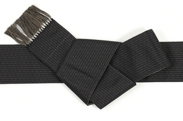 米沢織 近賢織物 角帯 武蔵 黒×濃灰色