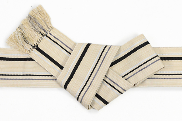 米沢織 近賢織物 角帯  遥三寸  生成り×黒