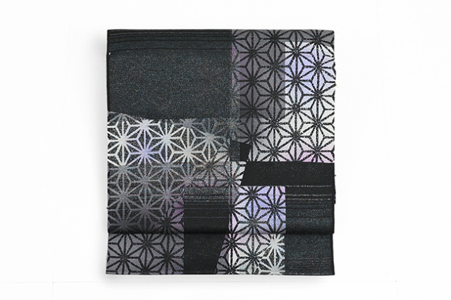 小室庵 正絹 九寸名古屋帯 麻の葉裂取り 黒×紫