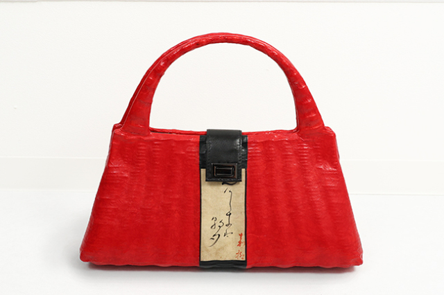 HANYI_YA はにぃ屋 一閑張り 鞄 バッグ 詩 赤