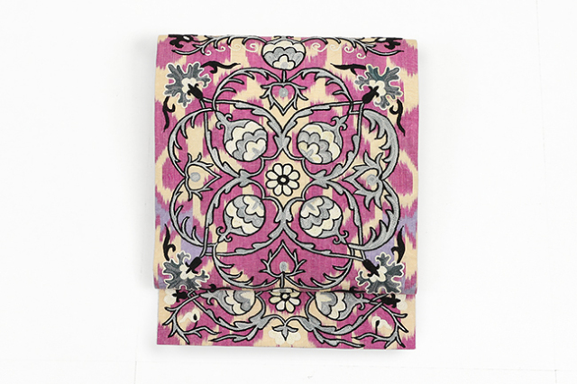 ウズベキスタン 九寸名古屋帯 正絹 お仕立て上がり品 スザニ刺繍 絣 イカット NSO-38 赤紫