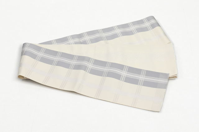 博多織 西村織物 正絹 半幅帯 結 振分格子 白×灰色