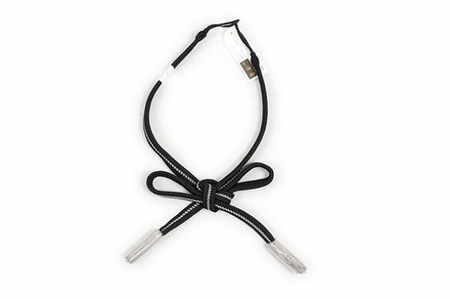 女性用羽織紐 正絹 組紐 黒×灰色