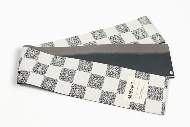 米沢織 近賢織物 半幅帯 紙こぎん四寸  白×黒