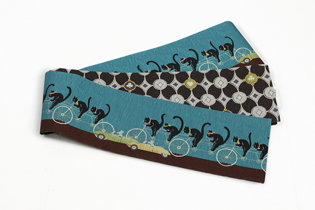 召しませ花 正絹 半幅帯 リバーシブル ネコ サイクリング トランプ 青緑