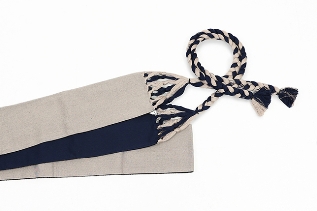 米沢織 近賢織物 宝来屋 綿 角帯 一見楽着 無地 ベージュx紺 リバーシブル