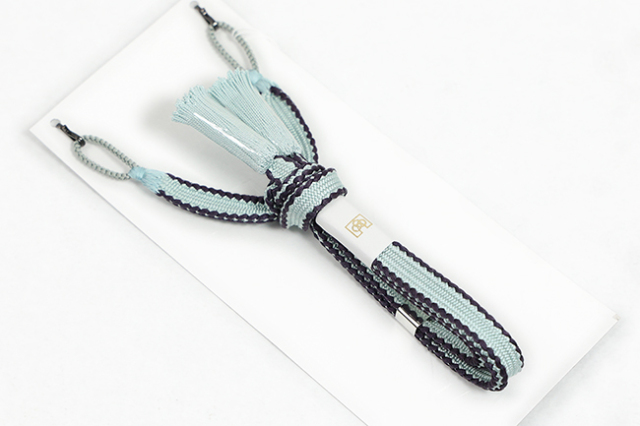 あづまやオリジナル 華千年 正絹 男性用羽織紐 直付けタイプ 水色×灰色