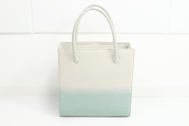 華千年 バッグ ハンドバッグ ぼかし 白×薄緑