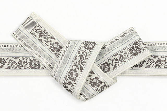 あづまやオリジナル 博多織 西村織物 正絹 角帯 五分詰牡丹 白