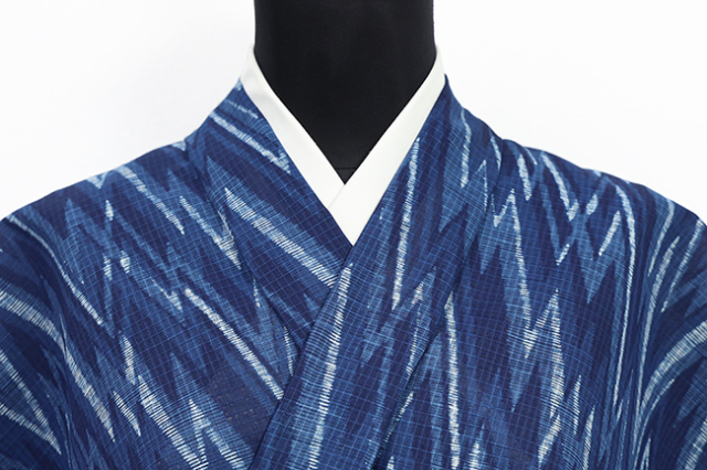 紺仁工房 綿麻紅梅 夏着物 越後型染 ジグザグ 紺