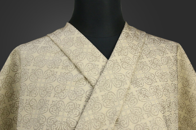 【受注生産品】ワタマサ 洗える正絹お召し着尺 千八三重織 ベージュ経 アラベスク華文 no.21こげ茶