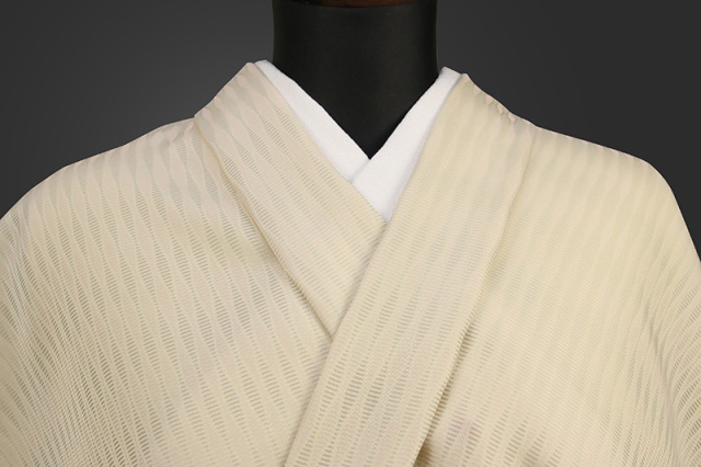 【受注生産品】ワタマサ 洗える正絹お召し着尺 諸口  二色縞立涌 薄ベージュ