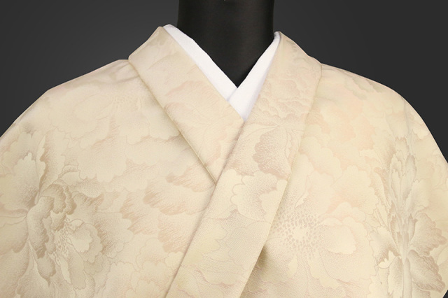 【受注生産品】ワタマサ 洗える正絹お召し着尺 諸口  牡丹尽し 薄桃