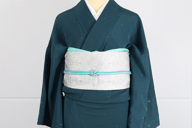 ワタマサ ひとえ八寸帯（兵児帯）華紋に唐草 白