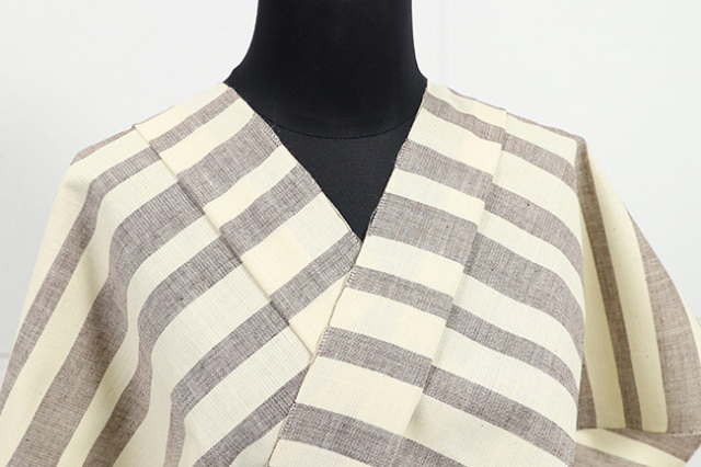 片貝木綿　木綿着物　グレーベージュ　細縞 片貝木綿 月の縞 藍鼠色（お取り寄せ品） | カジュアル着物 | やまと