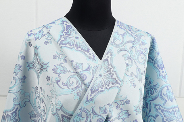 柴田織物 正絹お召し着尺 先染 white porcelain 勿忘草色 反物価格