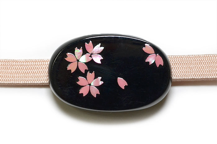帯留　黒　桜（さくら）　【帯アクセサリー】【帯留め】
