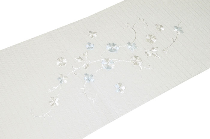 絹交織　夏物刺繍半衿　絽　白×ブルー（花唐草）　【半襟】【女性】【レディース】【夏きもの】