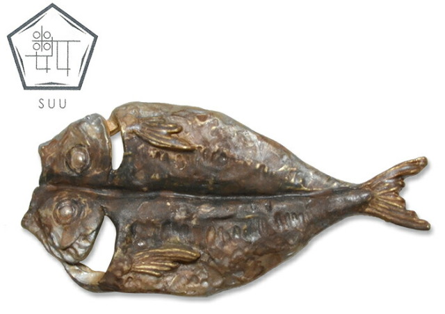 SUU　数ーすうー　干物（アジの開き）　帯留　【Dried Fish】【鯵】【焼き魚】【日本製】【Made in Japan】【帯アクセサリー】【帯留め】