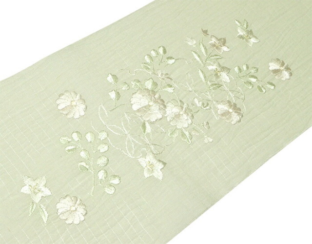麻（小千谷縮）　夏物半衿　絽　薄緑　菊・桔梗刺しゅう　【半襟】【女性】【レディース】【夏きもの】【日本製】