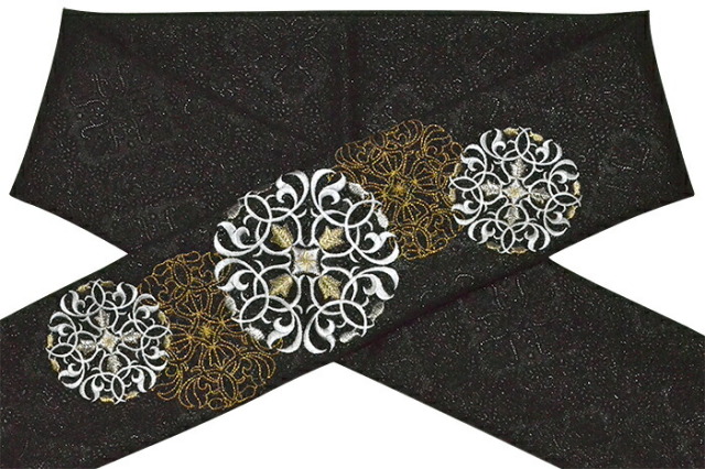ポリエステル　刺繍入り帯揚げ　黒・ゴールド　華紋　【振袖向き】【振袖用】【成人式】